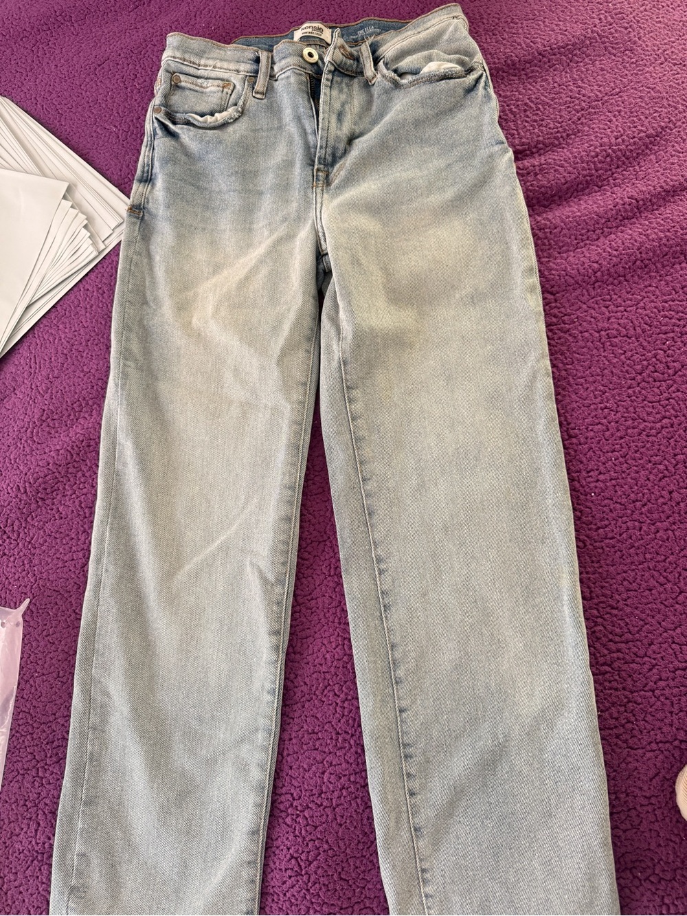 Kensie Light Blue Straight Leg Jeans